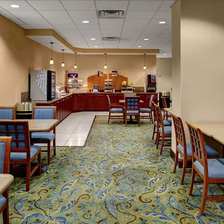 Holiday Inn Express - Richmond Downtown By Ihg Exterior foto